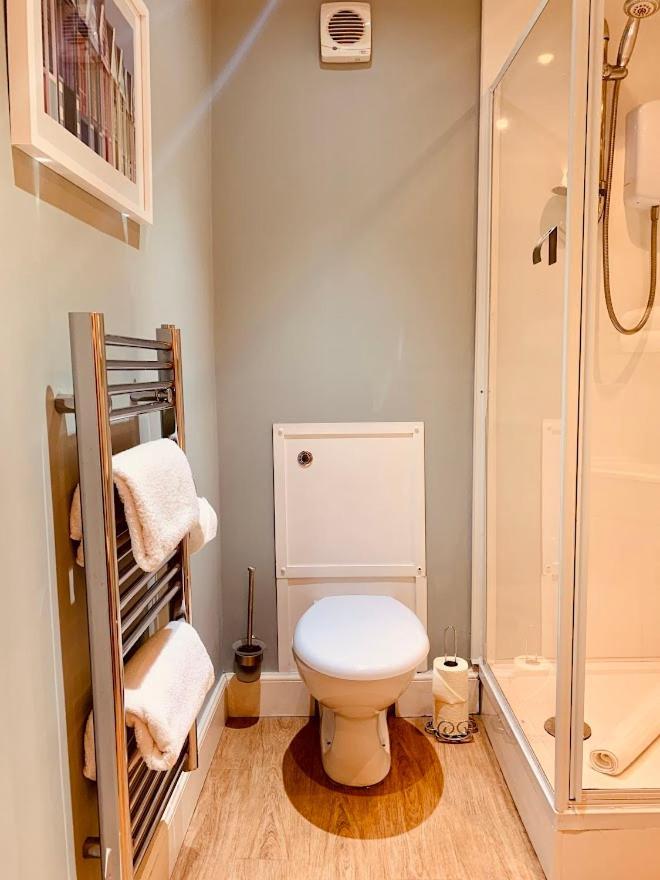 Royal Mile Apt, Just 1 Min From Edinburgh Castle! Extérieur photo
